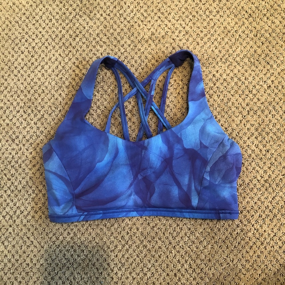 Nwot lululemon sports bra size 8
